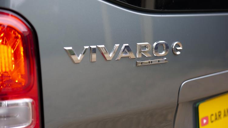 Vauxhall VIVARO LIFE ELECTRIC ESTATE 100kW Design XL 75kWh 5dr Auto